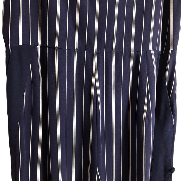 L’AGENCE Size 6 Silk Finley Button-Leg Stripe Jumpsuit Navy‎ White Lightweight - Picture 7 of 10